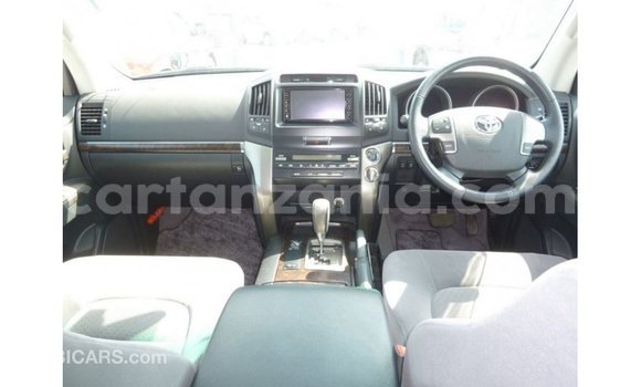 Nunua Imported Toyota Land Cruiser Nyingine Gari ndani ya Import - Dubai nchini Arusha Nunua Imported Toyota Land Cruiser Nyingine Gari ndani ya Import - Dubai nchini Arusha
