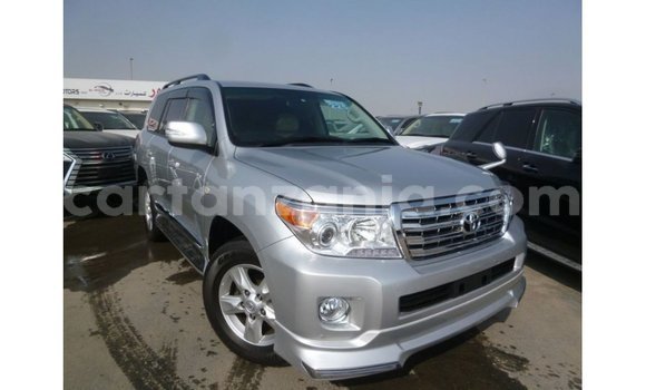 Nunua Imported Toyota Land Cruiser Nyingine Gari ndani ya Import - Dubai nchini Arusha Nunua Imported Toyota Land Cruiser Nyingine Gari ndani ya Import - Dubai nchini Arusha