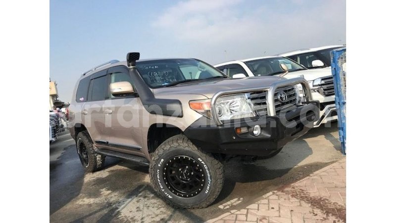 Big with watermark toyota land cruiser arusha import dubai 8593