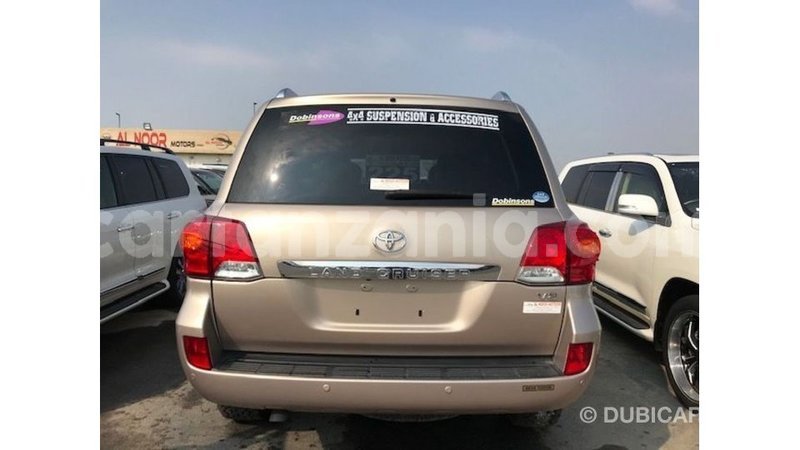 Big with watermark toyota land cruiser arusha import dubai 8593