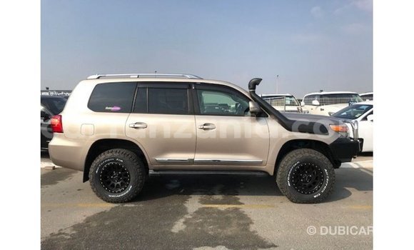Buy Import Toyota Land Cruiser Other Car in Import - Dubai in Arusha Buy Import Toyota Land Cruiser Other Car in Import - Dubai in Arusha