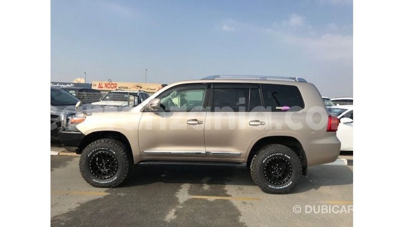 Big with watermark toyota land cruiser arusha import dubai 8593