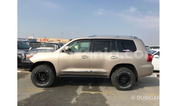 Buy Import Toyota Land Cruiser Other Car in Import - Dubai in Arusha Buy Import Toyota Land Cruiser Other Car in Import - Dubai in Arusha
