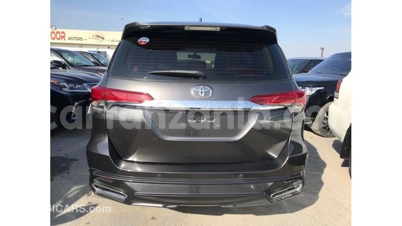 Big with watermark toyota fortuner arusha import dubai 8594