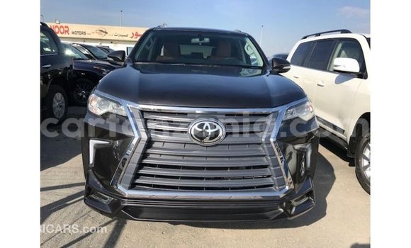 Nunua Imported Toyota Fortuner Nyingine Gari ndani ya Import - Dubai nchini Arusha Nunua Imported Toyota Fortuner Nyingine Gari ndani ya Import - Dubai nchini Arusha