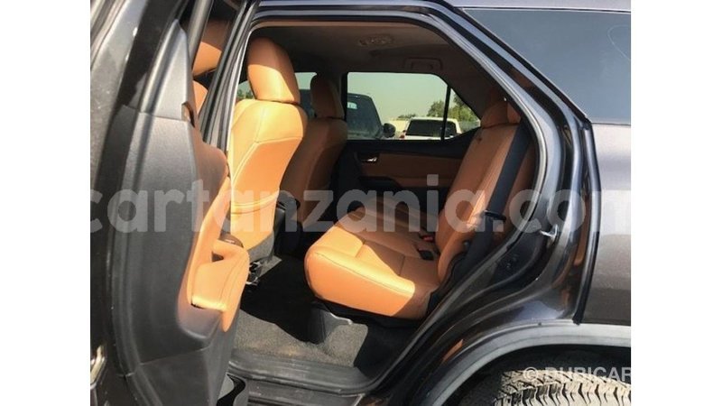 Big with watermark toyota fortuner arusha import dubai 8594