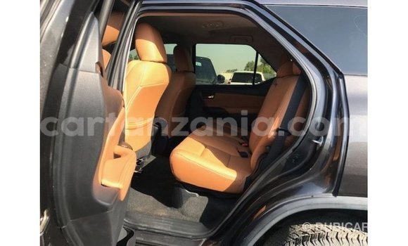 Nunua Imported Toyota Fortuner Nyingine Gari ndani ya Import - Dubai nchini Arusha Nunua Imported Toyota Fortuner Nyingine Gari ndani ya Import - Dubai nchini Arusha