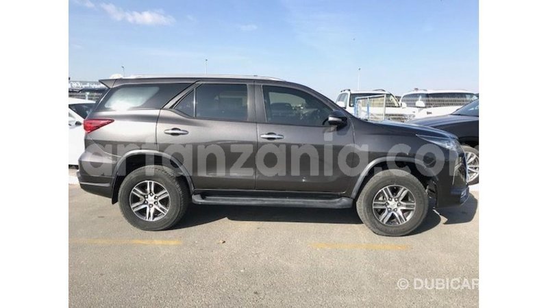 Big with watermark toyota fortuner arusha import dubai 8594