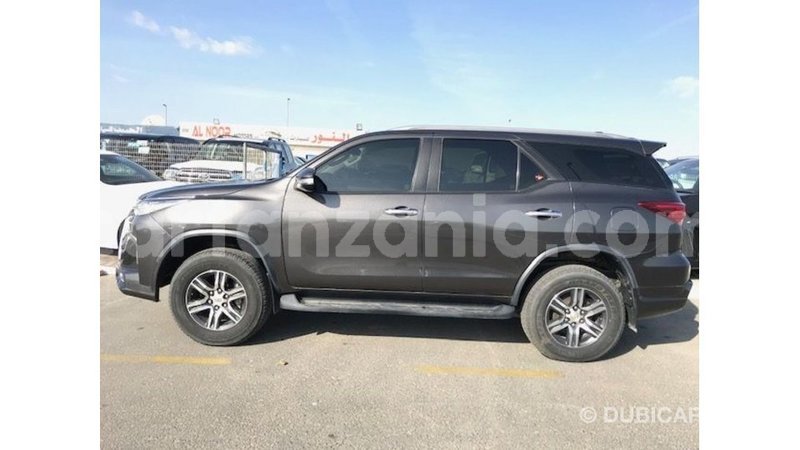 Big with watermark toyota fortuner arusha import dubai 8594