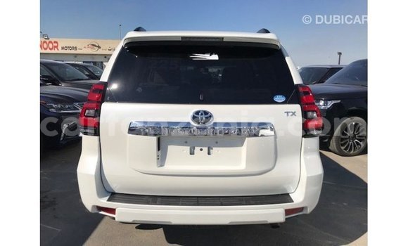 Nunua Imported Toyota Prado Nyeupe Gari ndani ya Import - Dubai nchini Arusha Nunua Imported Toyota Prado Nyeupe Gari ndani ya Import - Dubai nchini Arusha