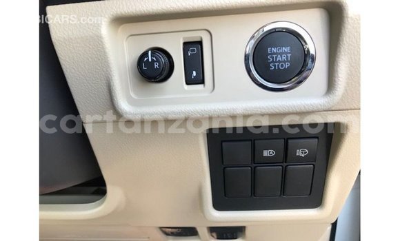 Nunua Imported Toyota Prado Nyeupe Gari ndani ya Import - Dubai nchini Arusha Nunua Imported Toyota Prado Nyeupe Gari ndani ya Import - Dubai nchini Arusha