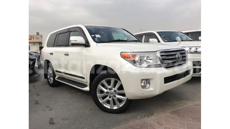 Big with watermark toyota land cruiser arusha import dubai 8596