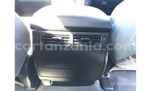 Nunua Imported Toyota Land Cruiser Nyeupe Gari ndani ya Import - Dubai nchini Arusha Nunua Imported Toyota Land Cruiser Nyeupe Gari ndani ya Import - Dubai nchini Arusha