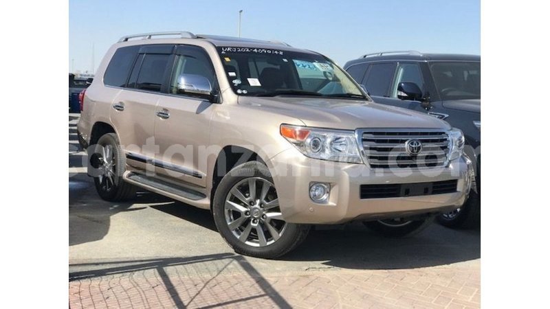 Big with watermark toyota land cruiser arusha import dubai 8599