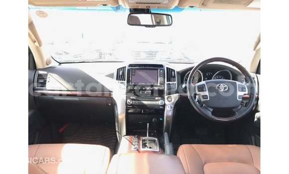 Buy Import Toyota Land Cruiser Other Car in Import - Dubai in Arusha Buy Import Toyota Land Cruiser Other Car in Import - Dubai in Arusha