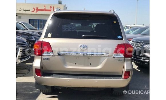 Buy Import Toyota Land Cruiser Other Car in Import - Dubai in Arusha Buy Import Toyota Land Cruiser Other Car in Import - Dubai in Arusha