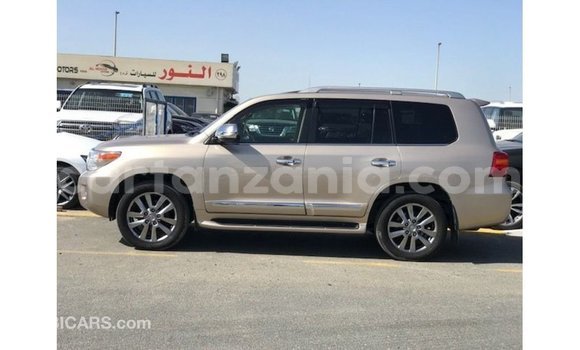Buy Import Toyota Land Cruiser Other Car in Import - Dubai in Arusha Buy Import Toyota Land Cruiser Other Car in Import - Dubai in Arusha
