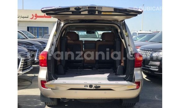 Buy Import Toyota Land Cruiser Other Car in Import - Dubai in Arusha Buy Import Toyota Land Cruiser Other Car in Import - Dubai in Arusha