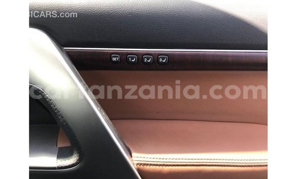 Buy Import Toyota Land Cruiser Other Car in Import - Dubai in Arusha Buy Import Toyota Land Cruiser Other Car in Import - Dubai in Arusha