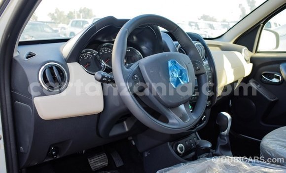 Nunua Imported Renault Duster Nyeupe Gari ndani ya Import - Dubai nchini Arusha Nunua Imported Renault Duster Nyeupe Gari ndani ya Import - Dubai nchini Arusha
