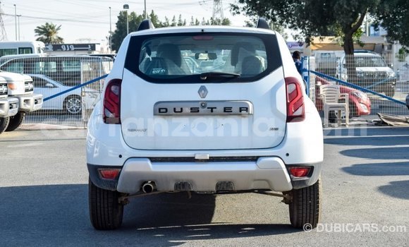 Nunua Imported Renault Duster Nyeupe Gari ndani ya Import - Dubai nchini Arusha Nunua Imported Renault Duster Nyeupe Gari ndani ya Import - Dubai nchini Arusha