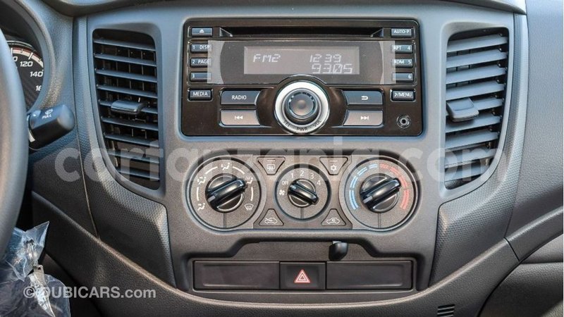 Big with watermark mitsubishi l200 arusha import dubai 8609