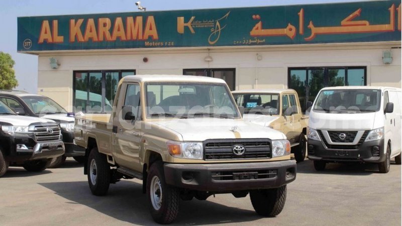 Big with watermark toyota land cruiser arusha import dubai 8610