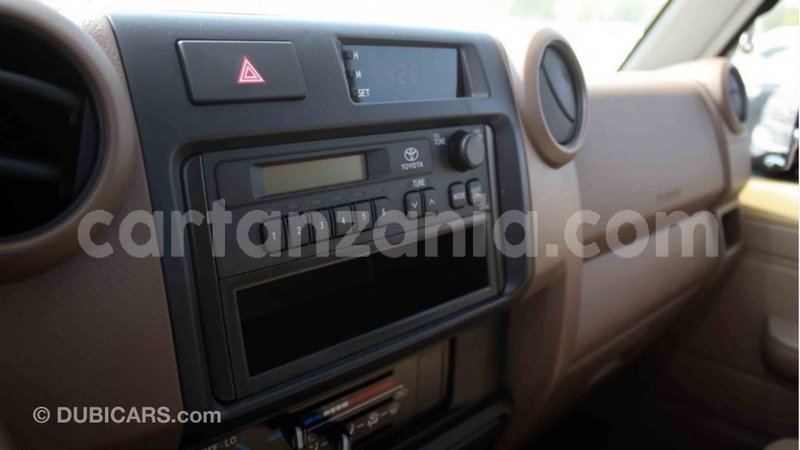 Big with watermark toyota land cruiser arusha import dubai 8610