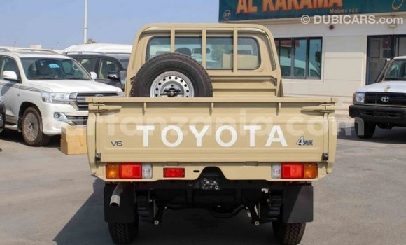 Buy Import Toyota Land Cruiser Beige Car in Import - Dubai in Arusha Buy Import Toyota Land Cruiser Beige Car in Import - Dubai in Arusha