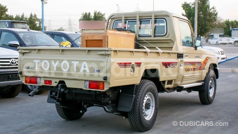 Big with watermark toyota land cruiser arusha import dubai 8613