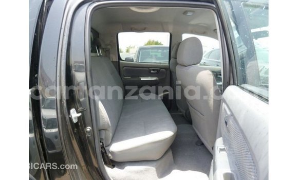 Nunua Imported Toyota Hilux Nyeusi Gari ndani ya Import - Dubai nchini Arusha Nunua Imported Toyota Hilux Nyeusi Gari ndani ya Import - Dubai nchini Arusha