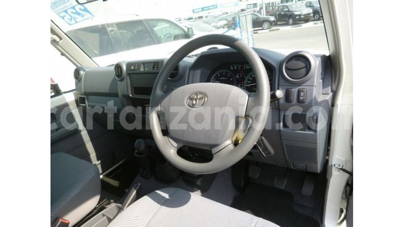 Big with watermark toyota land cruiser arusha import dubai 8619