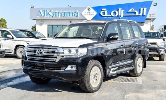 Buy Import Toyota Land Cruiser Black Car in Import - Dubai in Arusha Buy Import Toyota Land Cruiser Black Car in Import - Dubai in Arusha