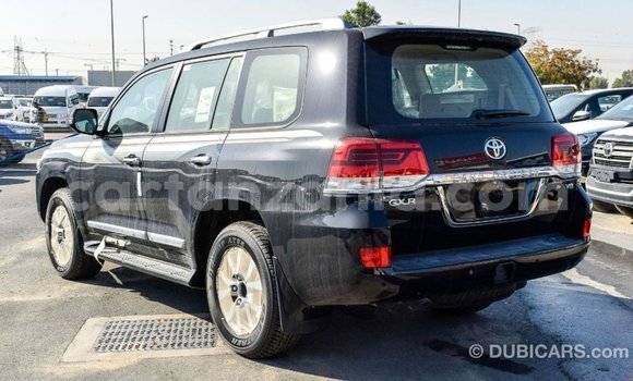 Buy Import Toyota Land Cruiser Black Car in Import - Dubai in Arusha Buy Import Toyota Land Cruiser Black Car in Import - Dubai in Arusha