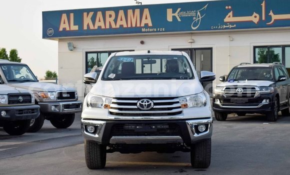 Buy Import Toyota Hilux White Car in Import - Dubai in Arusha Buy Import Toyota Hilux White Car in Import - Dubai in Arusha