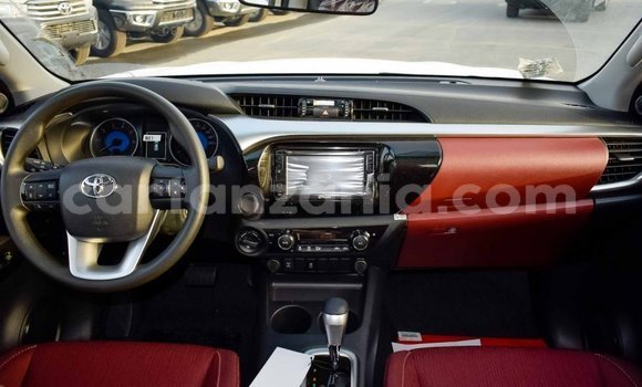 Buy Import Toyota Hilux White Car in Import - Dubai in Arusha Buy Import Toyota Hilux White Car in Import - Dubai in Arusha