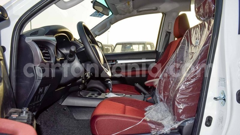 Big with watermark toyota hilux arusha import dubai 8622