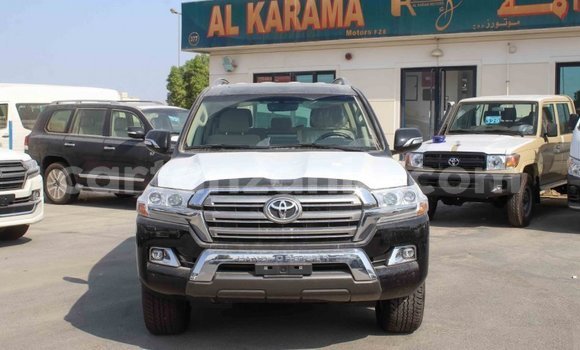 Buy Import Toyota Land Cruiser Black Car in Import - Dubai in Arusha Buy Import Toyota Land Cruiser Black Car in Import - Dubai in Arusha