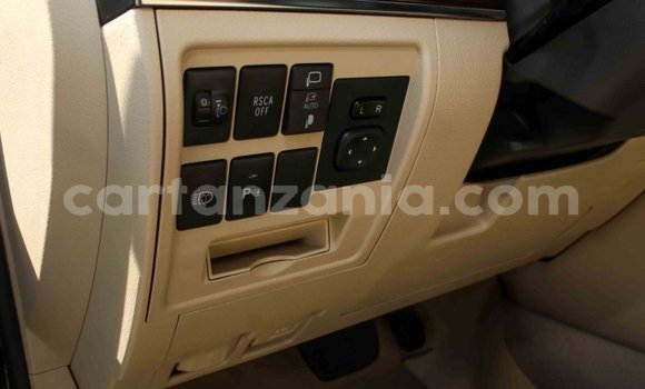 Buy Import Toyota Land Cruiser Black Car in Import - Dubai in Arusha Buy Import Toyota Land Cruiser Black Car in Import - Dubai in Arusha