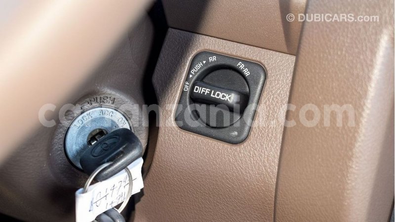 Big with watermark toyota land cruiser arusha import dubai 8625