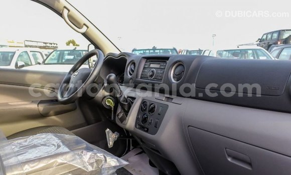 Buy Import Nissan Urvan White Car in Import - Dubai in Arusha Buy Import Nissan Urvan White Car in Import - Dubai in Arusha