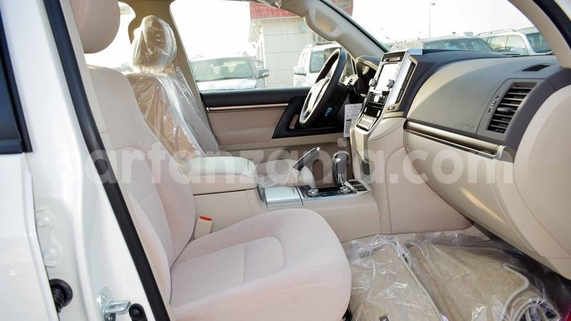 Big with watermark toyota land cruiser arusha import dubai 8627