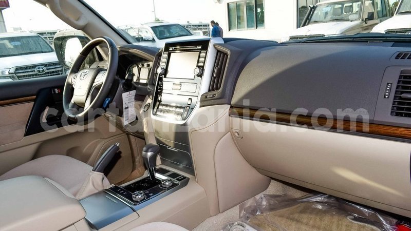 Big with watermark toyota land cruiser arusha import dubai 8627