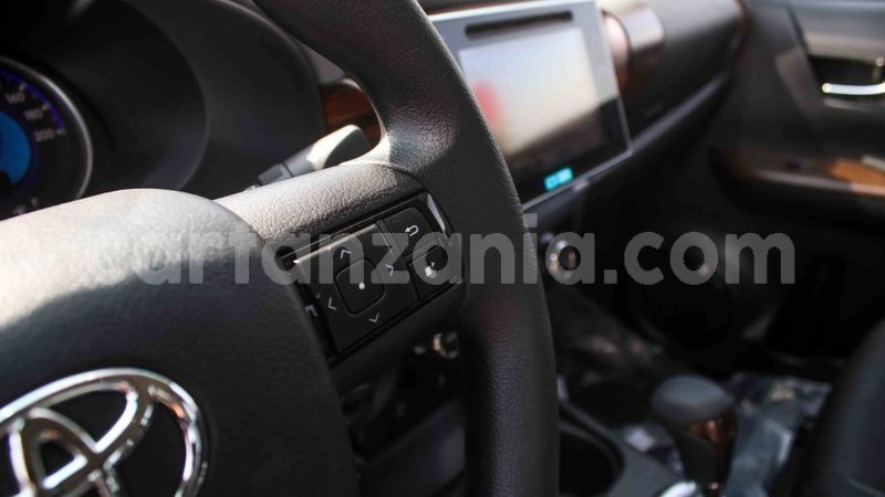 Big with watermark toyota hilux arusha import dubai 8631