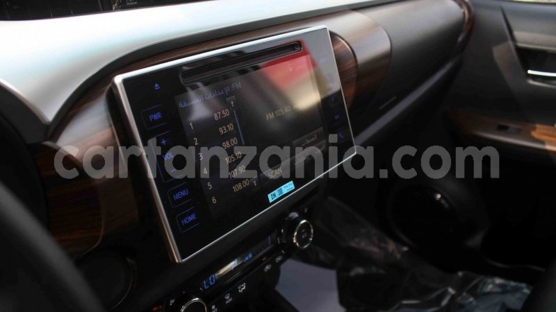 Big with watermark toyota hilux arusha import dubai 8631