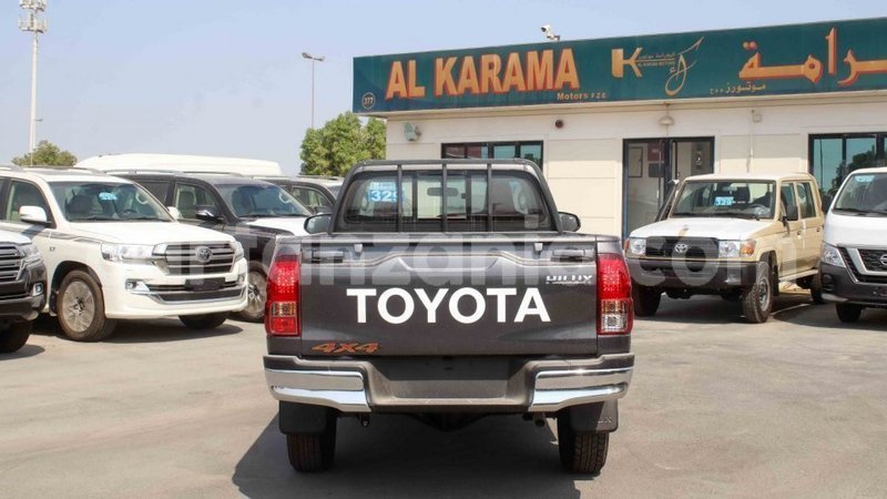 Big with watermark toyota hilux arusha import dubai 8633