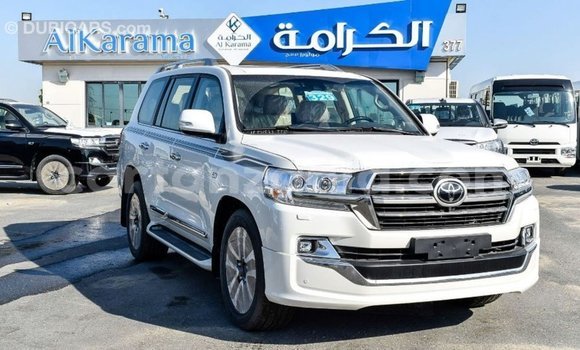 Buy Import Toyota Land Cruiser White Car in Import - Dubai in Arusha Buy Import Toyota Land Cruiser White Car in Import - Dubai in Arusha