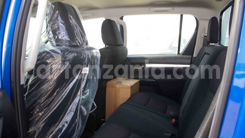 Big with watermark toyota hilux arusha import dubai 8638