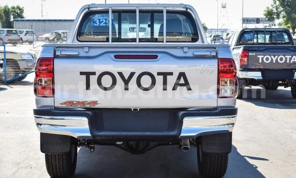 Buy Import Toyota Hilux Other Car in Import - Dubai in Arusha Buy Import Toyota Hilux Other Car in Import - Dubai in Arusha