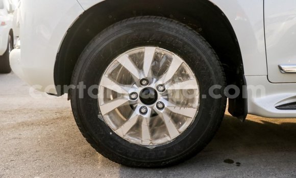 Buy Import Toyota Land Cruiser White Car in Import - Dubai in Arusha Buy Import Toyota Land Cruiser White Car in Import - Dubai in Arusha